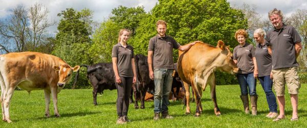 Vacancies at Goodheart Animal Sanctuaries